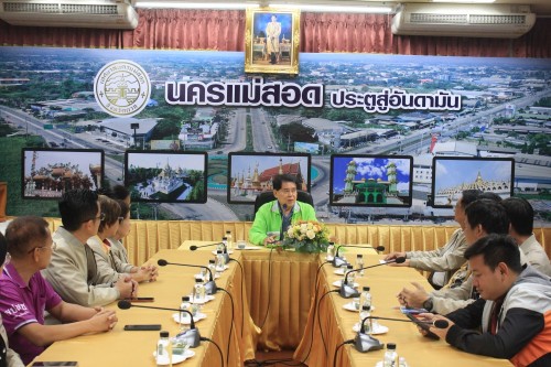 ทน.แม่สอด ต้อนรับคณะศึกษาดูงานจาก เทศบาลสีคิ้ว จังหวัดนครราชสีมา