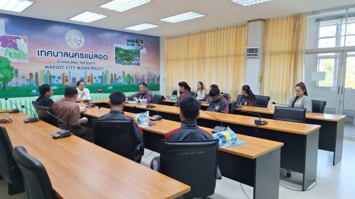 ทน.แม่สอด ร่วมแสดงความยินดีและมอบโอวาสแก่นักกีฬาและคณะครูจากโรงเรียนกีฬาเทศบาลนครแม่สอด 