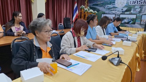 ทน.แม่สอด จัดประชุมสรุปผลการสำรวจและประเมินความจำเป็นเร่งด่วนแก่ผู้ประสบปัญหาทางสังคมในพื้นที่ ปีงบประมาณ 2567