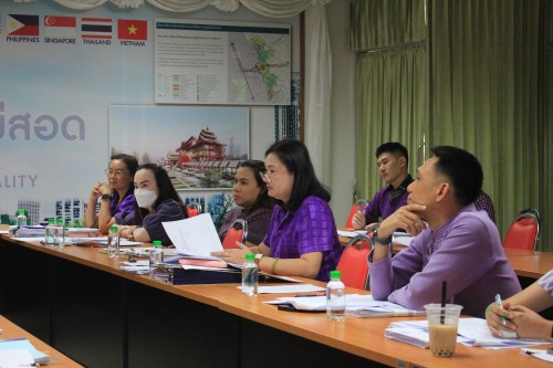 ทน.แม่สอด จัดประชุมคณะกรรมการกลั่นกรองและตรวจสอบญัตติ