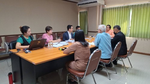 เทศบาลนครแม่สอด จัดประชุมซักซ้อมเตรียมการชี้แจงงบประมาณรายจ่ายประจำปีงบประมาณ พ.ศ.2567 ต่อคณะอนุกรรมาธิการด้านการปกครอง