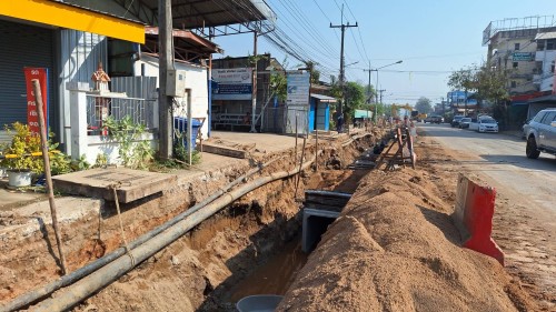 เทศบาลนครแม่สอด ลงพื้นที่ติดตามความคืบหน้า โครงการพัฒนาตามผังเมือง รวมเมืองแม่สอด อำเภอแม่สอด จังหวัดตาก