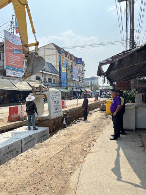 เทศบาลนครแม่สอด ลงพื้นที่ติดตามความคืบหน้า โครงการพัฒนา ตามผังเมือง รวมเมืองแม่สอด อำเภอแม่สอด จังหวัดตาก