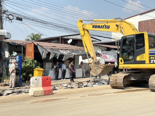 เทศบาลนครแม่สอด ลงพื้นที่ติดตามความคืบหน้า โครงการพัฒนา ตามผังเมือง รวมเมืองแม่สอด อำเภอแม่สอด จังหวัดตาก