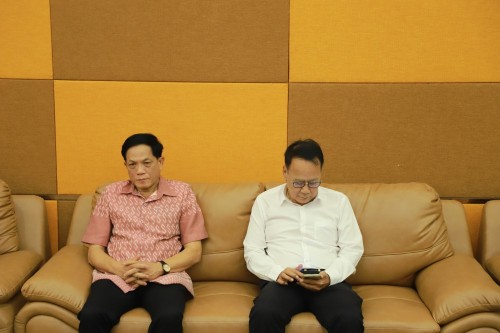 ทน.แม่สอด จัดโครงการดูแลสุขภาพผู้สูงอายุที่มีภาวะปวดเข่าด้วยการนวดแพทย์แผนไทย ในเขตเทศบาลนครแม่สอด ปี 2567