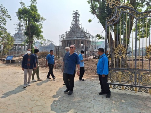 ทน.แม่สอด ลงพื้นที่ติดตามงานก่อสร้างศาลสมเด็จพระนเรศวรมหาราช และศาลหลักเมืองแม่สอด