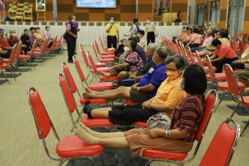 ทน.แม่สอด จัดโครงการดูแลสุขภาพผู้สูงอายุที่มีภาวะปวดเข่าด้วยการนวดแพทย์แผนไทย ในเขตเทศบาลนครแม่สอด ปี 2567 ครั้งที่ 2 
