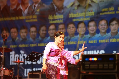 ทน.แม่สอด จัดงาน “ของดีนครแม่สอด” 