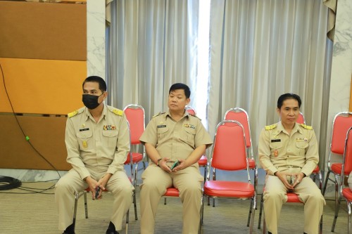 ทน.แม่สอด ร่วมพิธีเปิดโครงการอบรมการสุขาภิบาลอาหาร สำหรับผู้ประกอบการร้านอาหารรุ่นที่ 2