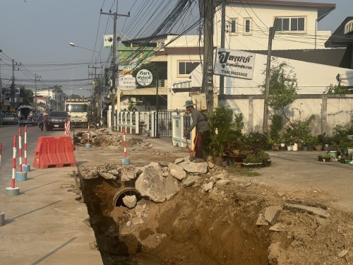 ทน.แม่สอด ลงพื้นที่ติดตามความคืบหน้า โครงการพัฒนาตามผังเมือง รวมเมืองแม่สอด อำเภอแม่สอด จังหวัดตาก