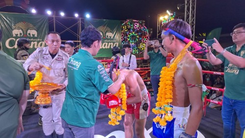 ทน.แม่สอด ร่วมพิธีเปิดงานศึกช้างมวยไทยเกียรติเพชรสัญจรมหากุศลฯ ณ สนามกีฬาสมเด็จพระนเรศวรมหาราช (สนามมวย ชั่วคราว) 