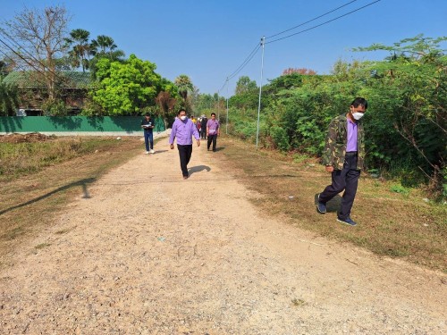 เทศบาลนครแม่สอด ลงพื้นที่สำรวจโครงการก่อสร้างถนนคอนกรีตเสริมเหล็ก ถนนสองแควใต้ 