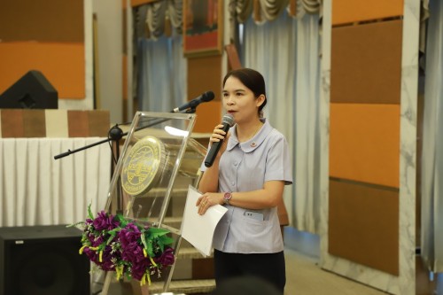 เทศบาลนครแม่สอด จัดโครงการอบรมการนวดกดจุดสะท้อนเท้าลดการสูบบุหรี่ในชุมชน