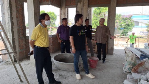 ทน.แม่สอด ลงพื้นที่ติดตามงานก่อสร้างศาลสมเด็จพระนเรศวรมหาราช และศาลหลักเมืองแม่สอด และโครงการฯ ถนนสองแควใต้ 
