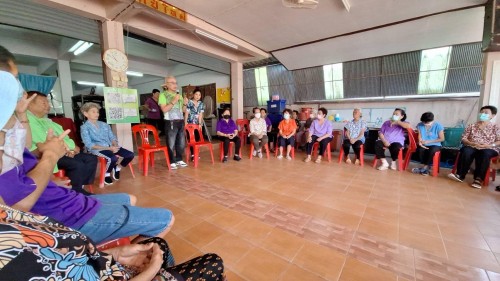 ทน.แม่สอด เข้าร่วมประชุมกลุ่มผู้สูงอายุชุมชนประชารักษ์ ประจำเดือน มีนาคม 2567