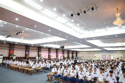 จัดโครงการปัจฉิมนิเทศนักเรียนที่สำเร็จการศึกษา ประจำปีการศึกษา 2566 