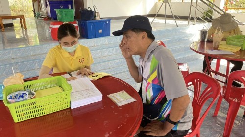 เทศบาลนครแม่สอด ลงพื้นที่ฉีดวัคซีนป้องกันโรคพิษสุนัขบ้า