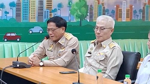 ทน.แม่สอด มอบใบประกาศเกียรติบัตร ผู้ผ่านการฝึกประสบการณ์ ด้านการแพทย์และสาธารณสุข คลินิกชุมชนอบอุ่นเทศบาลนครแม่สอด