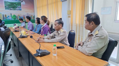 ทน.แม่สอด มอบใบประกาศเกียรติบัตร ผู้ผ่านการฝึกประสบการณ์ ด้านการแพทย์และสาธารณสุข คลินิกชุมชนอบอุ่นเทศบาลนครแม่สอด