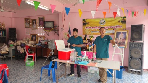 เทศบาลนครแม่สอด ลงพื้นที่ออกหน่วยฉีดวัคซีนป้องกันโรคพิษสุนัขบ้าทั้ง 20 ชุมชน ในเขตเทศบาลนครแม่สอด
