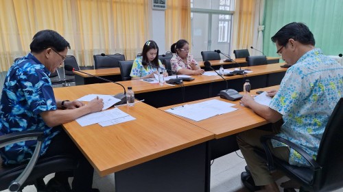 ทน.แม่สอด จัดประชุมพิจารณาเลื่อนเงินเดือนของพนักงานครูเทศบาล และบุคลากรทางการศึกษา ลูกจ้างประจำ (ภารโรง) ครั้งที่ 1 ประจำปี 2567 