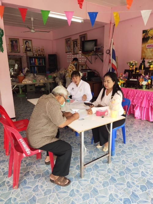 ทน.แม่สอด มอบเบี้ยยังชีพผู้สูงอายุ ผู้พิการ ประจำเดือนเมษายน 2567