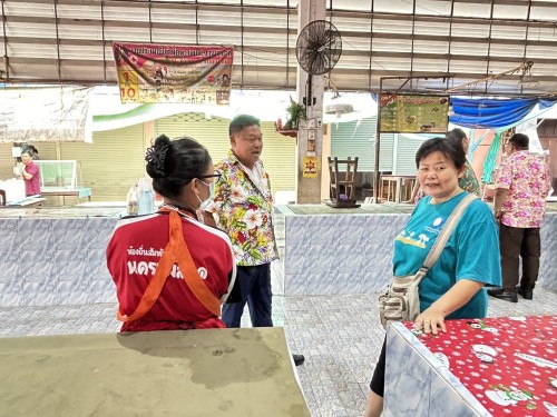เทศบาลนครแม่สอด ลงพื้นที่ดำเนินการฉีดล้างทำความสะอาดตลาดสดบ้านเหนือ และตลาดสดชุมชนประชารักษ์	