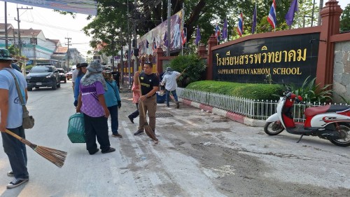 เทศบาลนครแม่สอด ดำเนินการทำความสะอาดหลังเทศกาลสงกรานต์