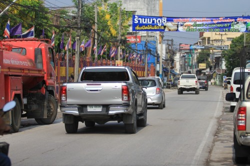 เทศบาลนครแม่สอด ดำเนินการทำความสะอาดหลังเทศกาลสงกรานต์