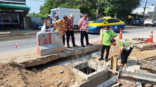 ทน.แม่สอด ลงพื้นที่ติดตามความคืบหน้า โครงการพัฒนาตามผังเมืองรวมเมืองแม่สอด อำเภอแม่สอด จังหวัดตาก