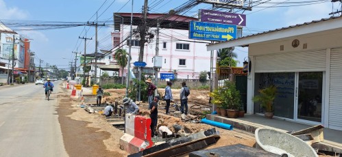 เทศบาลนครแม่สอด ลงพื้นที่ติดตามความคืบหน้า โครงการพัฒนาตามผังเมืองรวมเมืองแม่สอด อำเภอแม่สอด จังหวัดตาก