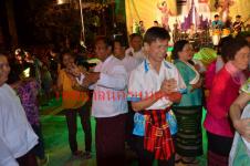 นักท่องเที่ยวชาวไทย ชาวพม่า และต่างชาติ นับ 10,000 คน ร่วมงาน แม่สอด – เมียวดี มิดไนท์สงกรานต์ เฟสติวัล 2013