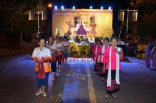 นักท่องเที่ยวชาวไทย ชาวพม่า และต่างชาติ นับ 10,000 คน ร่วมงาน แม่สอด – เมียวดี มิดไนท์สงกรานต์ เฟสติวัล 2013