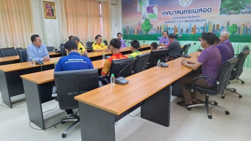 เทศบาลนครแม่สอด ร่วมแสดงความยินดีกับนักกีฬาชกมวย ที่ได้รับรางวัลเหรียญทองการแข่งขันมวยสากลยุวชนแห่งประเทศไทย 2567