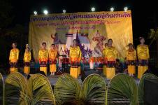 นักท่องเที่ยวชาวไทย ชาวพม่า และต่างชาติ นับ 10,000 คน ร่วมงาน แม่สอด – เมียวดี มิดไนท์สงกรานต์ เฟสติวัล 2013