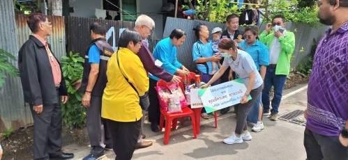 เทศบาลนครแม่สอด ลงพื้นที่มอบสิ่งของอุปโภคบริโภคให้แก่ผู้สูงอายุและผู้ป่วยติดเตียง