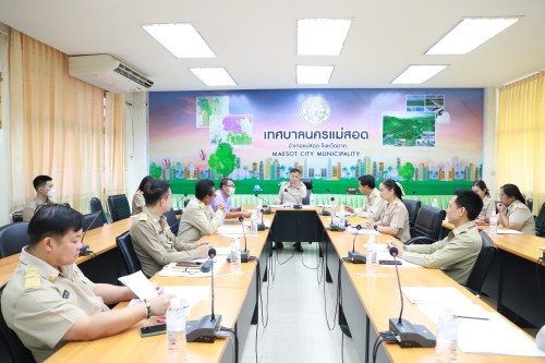 ทน.แม่สอด จัดประชุมการพิจารณาคัดเลือกพ่อตัวอย่างแห่งชาติ และการพิจารณาคัดเลือกแม่ดีเด่นแห่งชาติ ประจำปี 2567