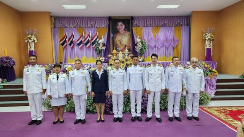 เทศบาลนครแม่สอด เข้าร่วมทำบุญตักบาตรถวายเป็นพระราชกุศล เนื่องในโอกาสวันเฉลิมพระชนมพรรษาสมเด็จพระนางเจ้าฯ พระบรมราชินี