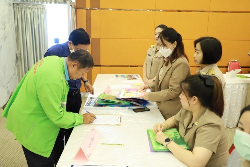 เทศบาลนครแม่สอด จัดโครงการอบรมและศึกษาดูงานการพัฒนาศักยภาพของคณะกรรมการพัฒนาท้องถิ่นเทศบาลนครแม่สอด ประจำปี พ.ศ. 2567