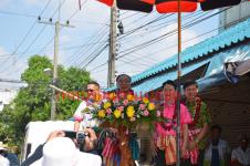 ประธานรัฐสภา (นายสมศักดิ์ เกียรติสุรนนท์)เปิดขบวนแห่สงกรานต์เทศบาลนครแม่สอด 