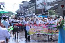 ประธานรัฐสภา (นายสมศักดิ์ เกียรติสุรนนท์)เปิดขบวนแห่สงกรานต์เทศบาลนครแม่สอด 