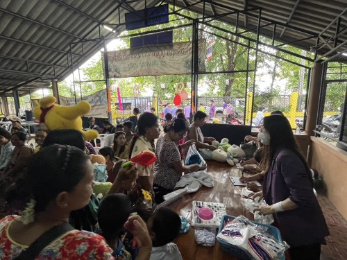 เทศบาลนครแม่สอด จัดกิจกรรมตลาดนัดปันสุข ครั้งที่ 4 ณ ชุมชนสักทอง