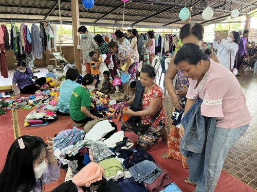 เทศบาลนครแม่สอด จัดกิจกรรมตลาดนัดปันสุข ครั้งที่ 4 ณ ชุมชนสักทอง