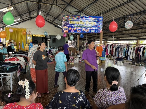เทศบาลนครแม่สอด จัดกิจกรรมตลาดนัดปันสุข ครั้งที่ 4 ณ ชุมชนสักทอง