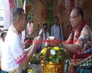 ประธานรัฐสภา (นายสมศักดิ์ เกียรติสุรนนท์)เปิดขบวนแห่สงกรานต์เทศบาลนครแม่สอด 