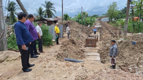 ทน.แม่สอด ลงพื้นที่ติดตามความคืบหน้าโครงการพัฒนาตามผังเมืองรวมเมืองแม่สอด อำเภอแม่สอด จังหวัดตาก