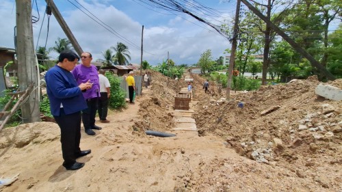 ทน.แม่สอด ลงพื้นที่ติดตามความคืบหน้าโครงการพัฒนาตามผังเมืองรวมเมืองแม่สอด อำเภอแม่สอด จังหวัดตาก