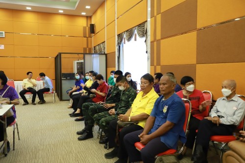 ทน.แม่สอด จัดโครงการฝึกอบรม “โครงการส่งเสริมสุขภาพผู้สูงอายุ สร้างจิตสดใส ร่างกายแข็งแรง” และ “โครงการพัฒนาศักยภาพผู้สูงอายุเทศบาลนครแม่สอด” ประจำปีงบประมาณ 2567