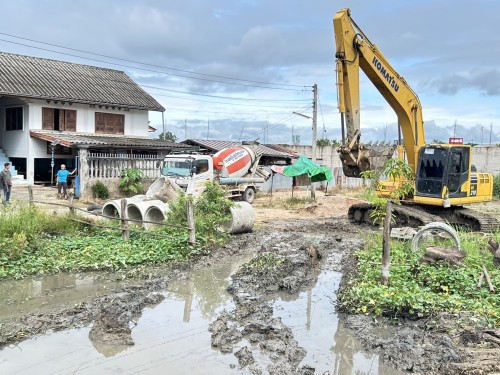 ทน.แม่สอด ลงพื้นที่ติดตามความเรียบร้อย โครงการพัฒนาตามผังเมืองรวมเมืองแม่สอด อำเภอแม่สอด จังหวัดตาก ระยะที่ 2 บริเวณถนนข้างแขวงทางหลวงตากที่ 2