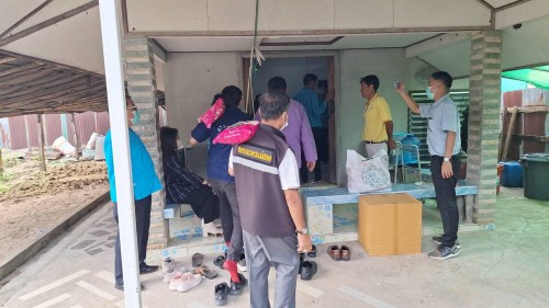 ทน.แม่สอด ลงพื้นที่มอบสิ่งของอุปโภคบริโภคให้แก่ผู้สูงอายุ ผู้พิการและผู้ยากไร้ ชุมชนอิสลาม ชุมชนชุมพลพัฒนา ชุมชนวัดหลวง และชุมชนสองแคว 2